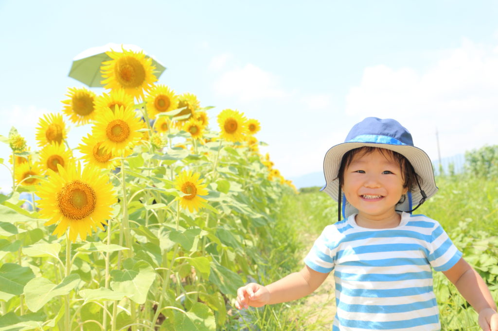 保育園での熱中症対策｜保育士・園児の注意点とオススメの外遊び/室内遊び