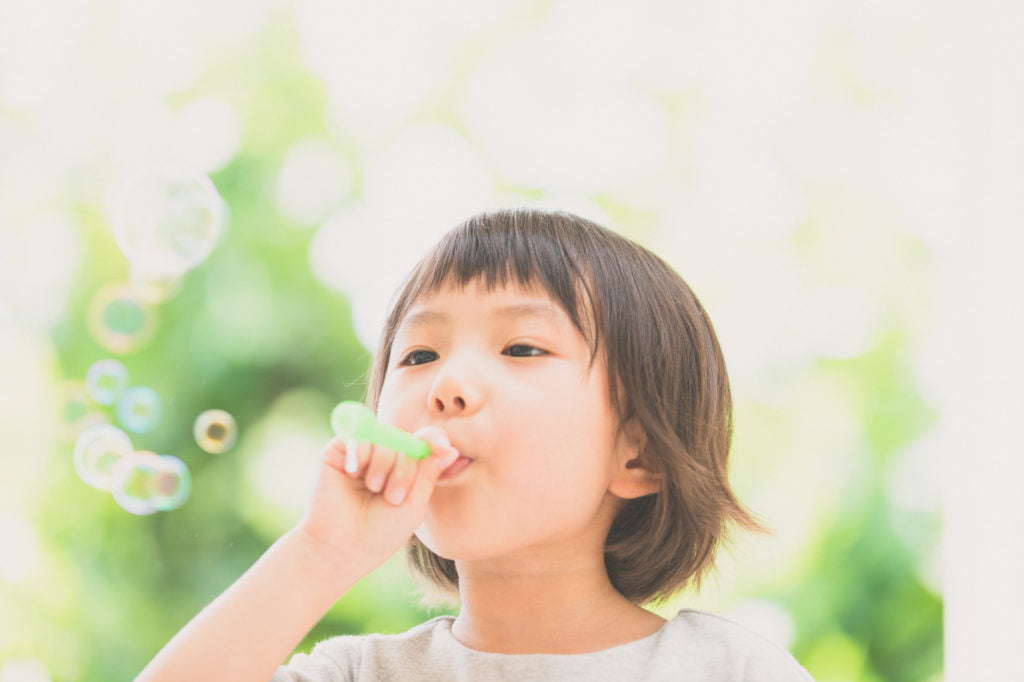 幼保連携型認定こども園とは？保育園・幼稚園との違いと運営メリット