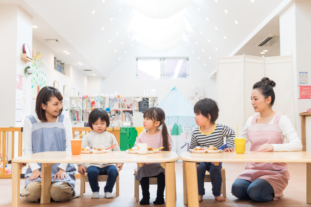 小規模保育所・託児所の開園条件とメリット・デメリット