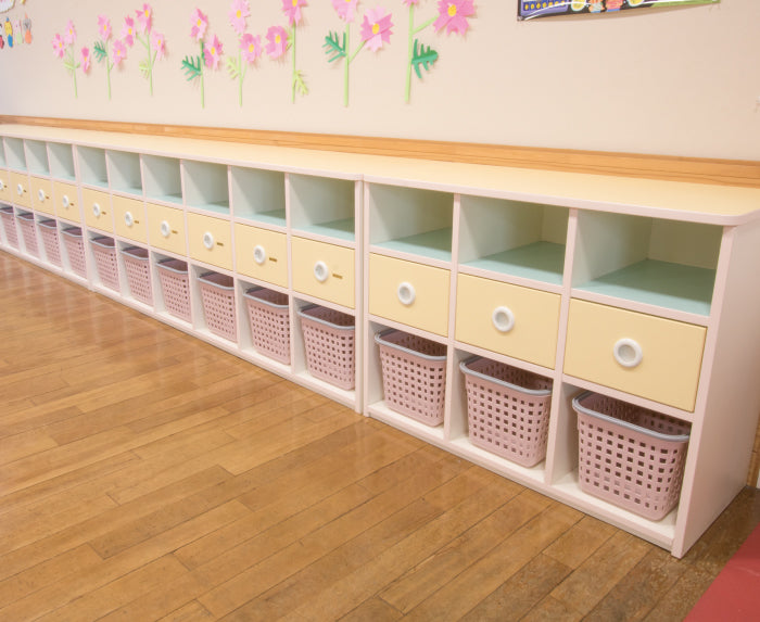 保育室ロッカー（３連）　セミオーダー家具　1mm単位でオーダーできる　法人様専用