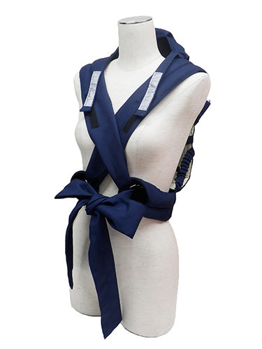 ベビー おんぶ専用 1人抱きひも式キャリー 避難用抱っこひも避難くん 防災グッズ ホイッスル付き 赤ちゃん 乳児 幼児 園児 保育士 地震対策 水害 災害 防炎 オレンジ ネイビー 持ち運び コンパクト たためる 安心 安全 非常時 緊急時 日本製 保育園 子ども園